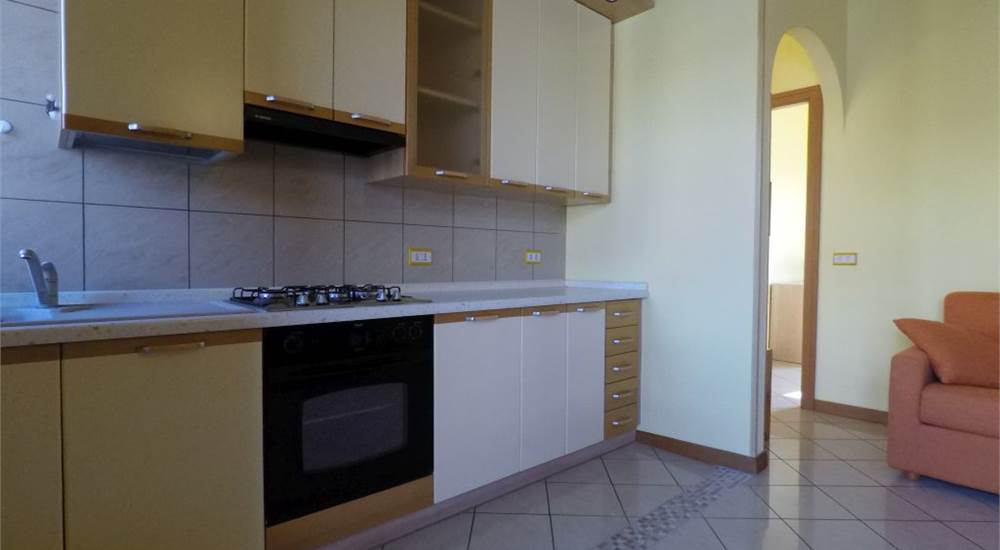 SOGGIORNO CON CUCINA A VISTA