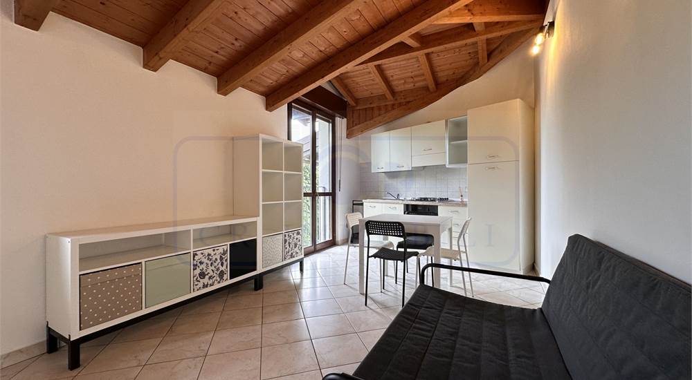 SOGGIORNO CON CUCINA A VISTA