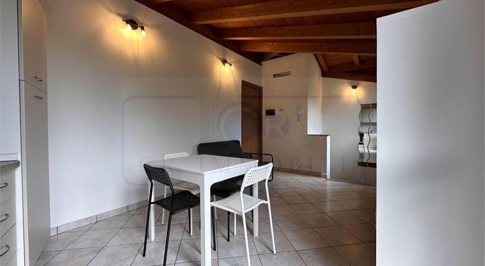 SOGGIORNO CON CUCINA A VISTA