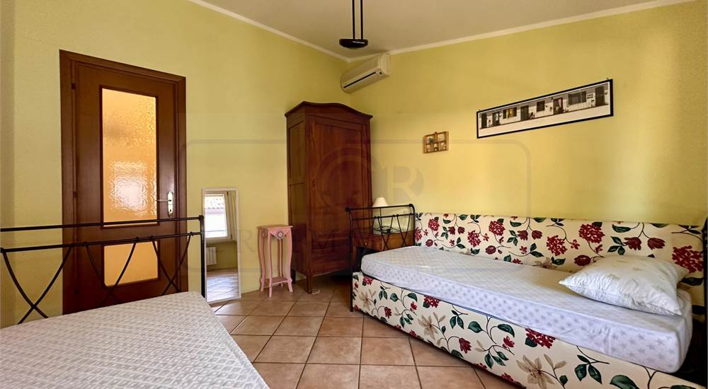 SECONDA CAMERA