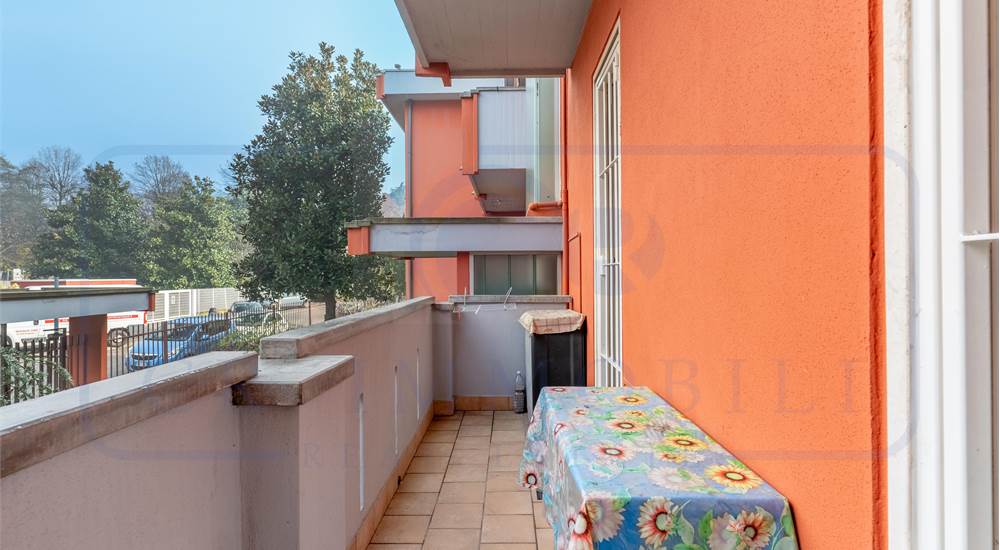 BALCONE SOGGIORNO CUCINA ABITABILE