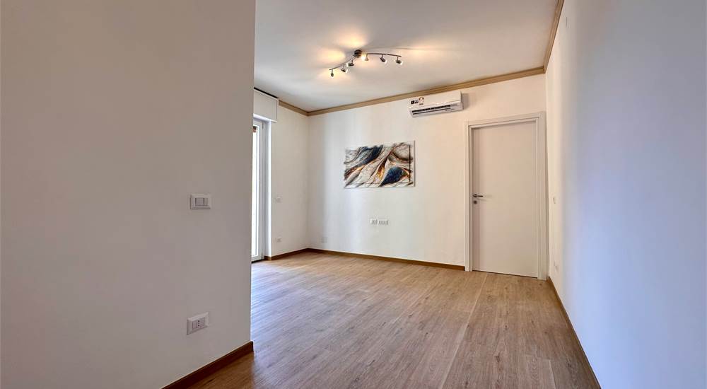 SOGGIORNO CON CUCINA A VISTA