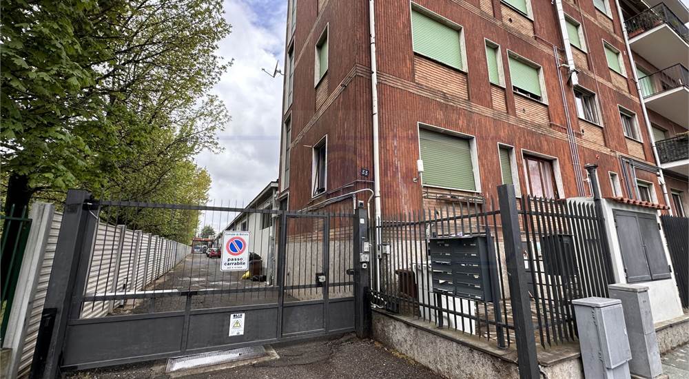 LABORATORIO MAGAZZINO DEPOSITO CON UFFICIO