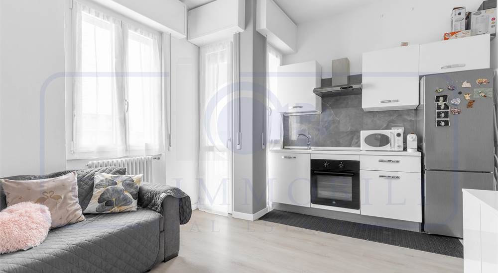 SOGGIORNO CON CUCINA A VISTA