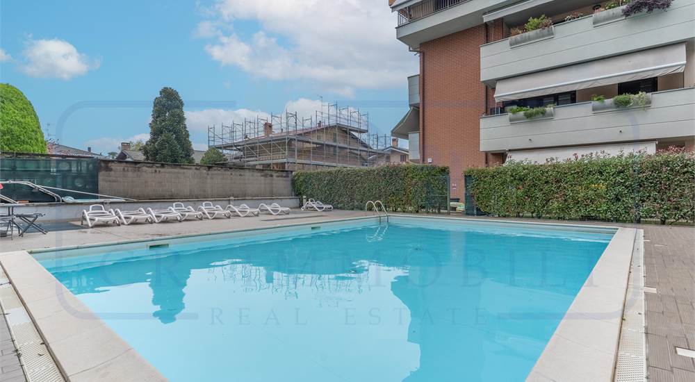 PISCINA CONDOMINIALE