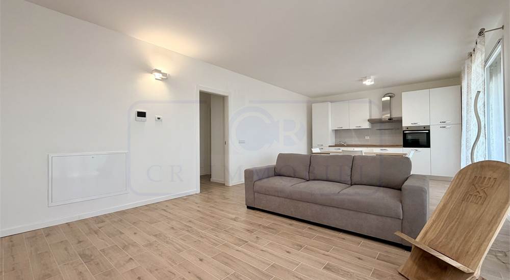 SOGGIORNO CON CUCINA A VISTA