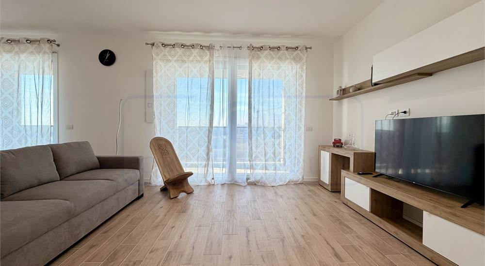 SOGGIORNO CON CUCINA A VISTA