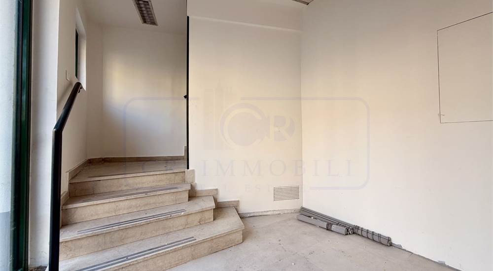 INGRESSO PIANO TERRA