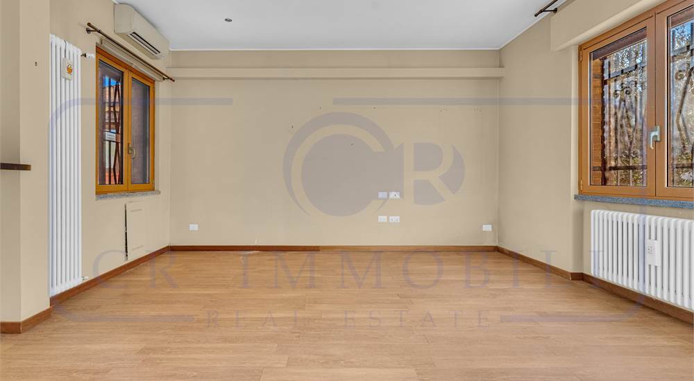 APPARTAMENTO IN VILLA BIFAMILIARE CON GIARDINO