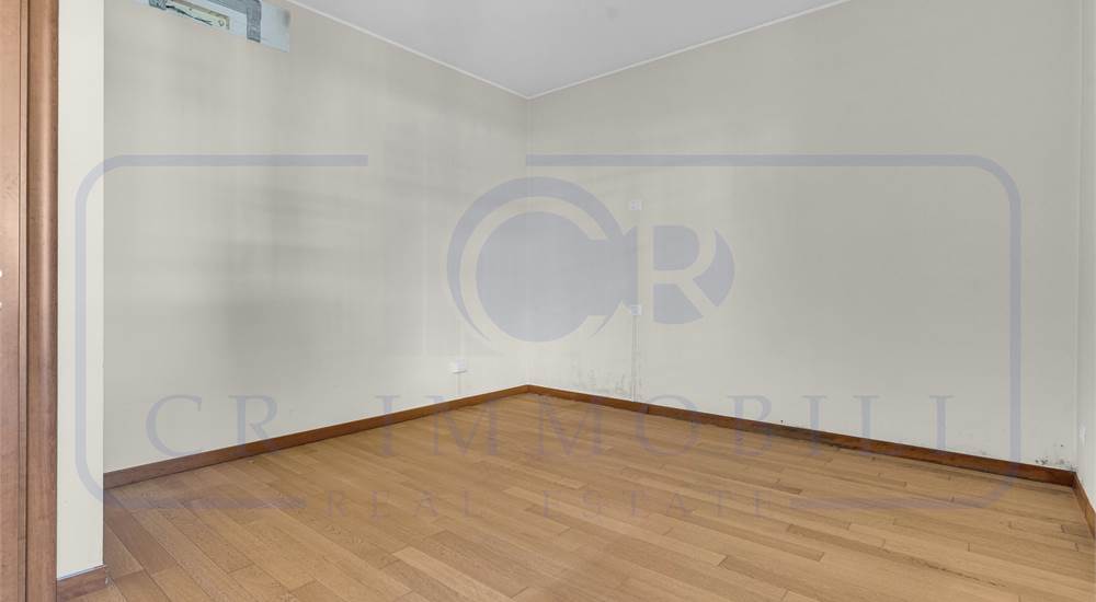 APPARTAMENTO IN VILLA BIFAMILIARE CON GIARDINO