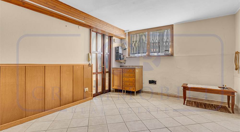 APPARTAMENTO IN VILLA BIFAMILIARE CON GIARDINO