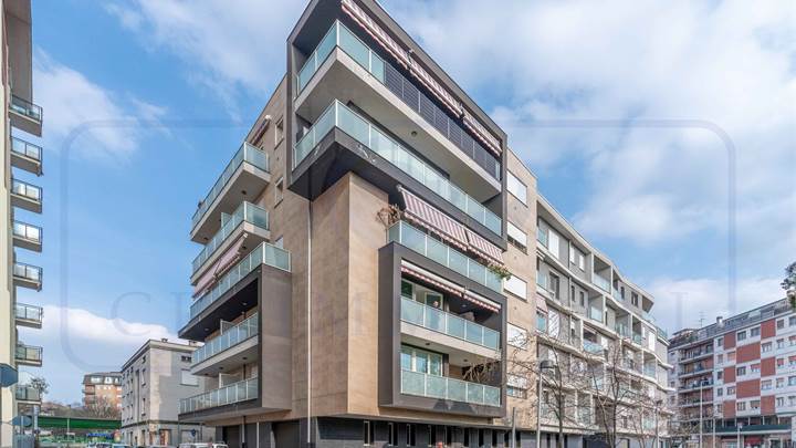 TRILOCALE CON CANTINA E BOX DOPPIO