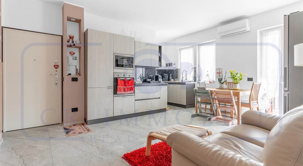 SOGGIORNO CON CUCINA A VISTA