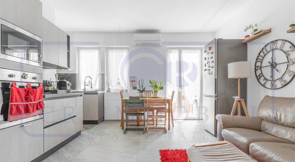 SOGGIORNO CON CUCINA A VISTA