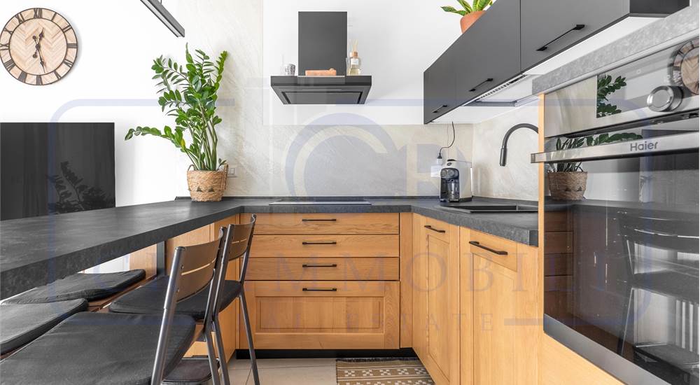 SOGGIORNO CON CUCINA A VISTA