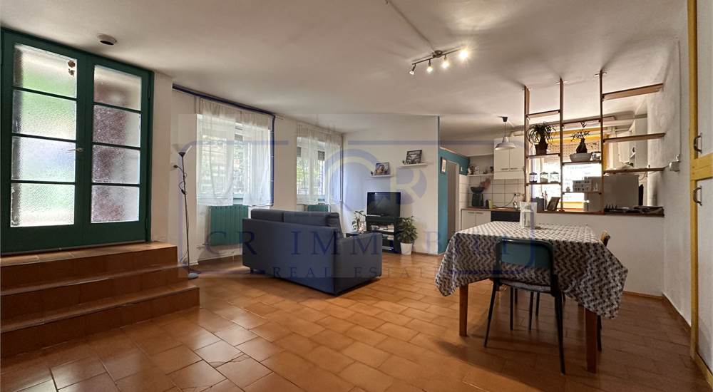 SOGGIORNO CON CUCINA A VISTA