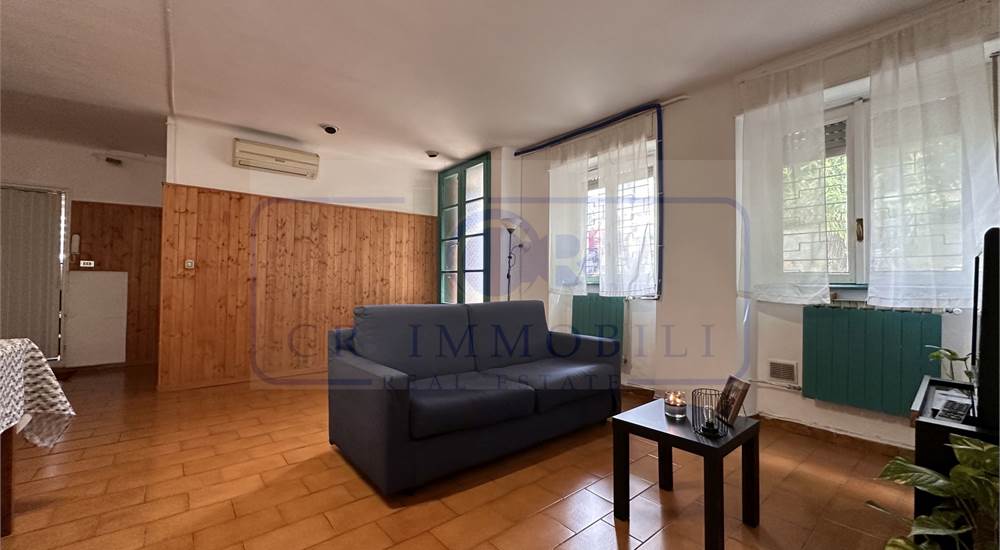 SOGGIORNO CON CUCINA A VISTA