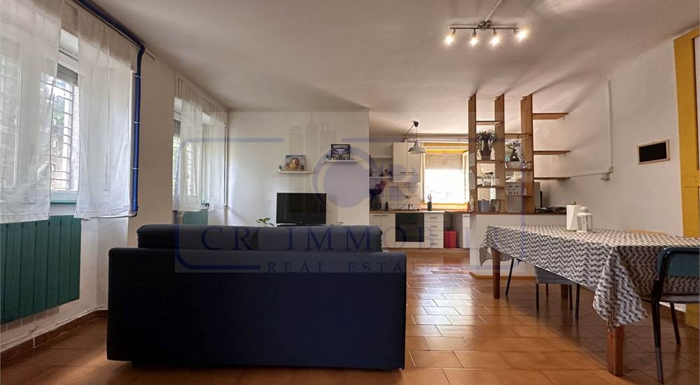 SOGGIORNO CON CUCINA A VISTA