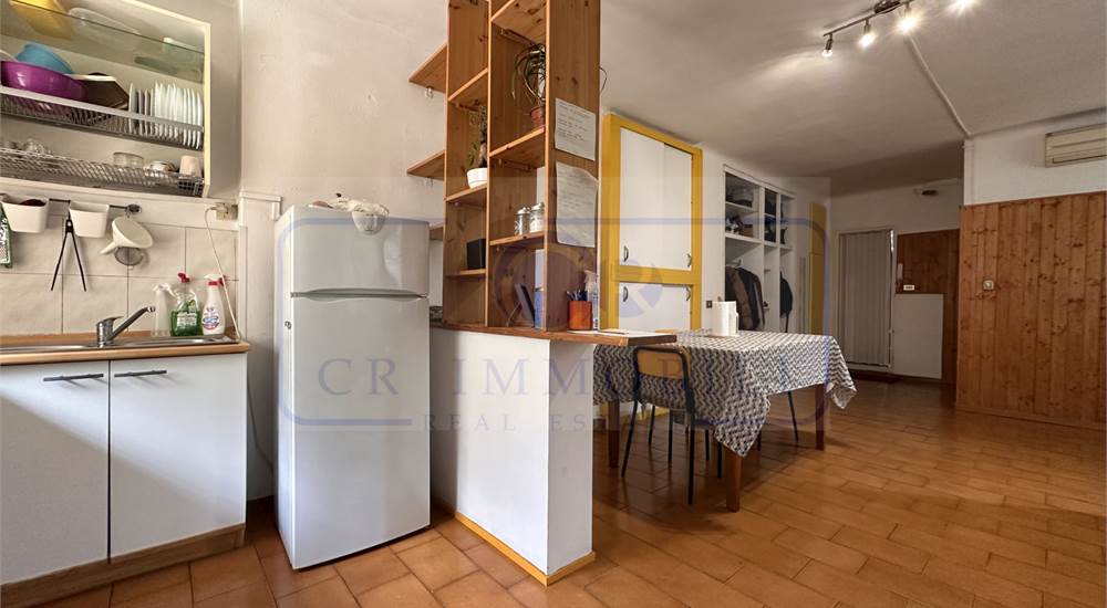 SOGGIORNO CON CUCINA A VISTA