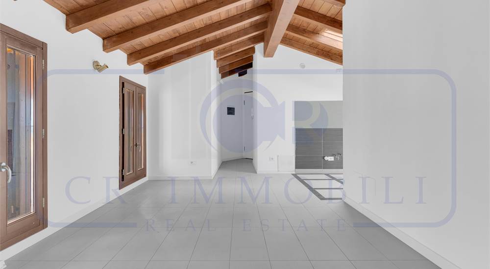 SOGGIORNO CON CUCINA A VISTA