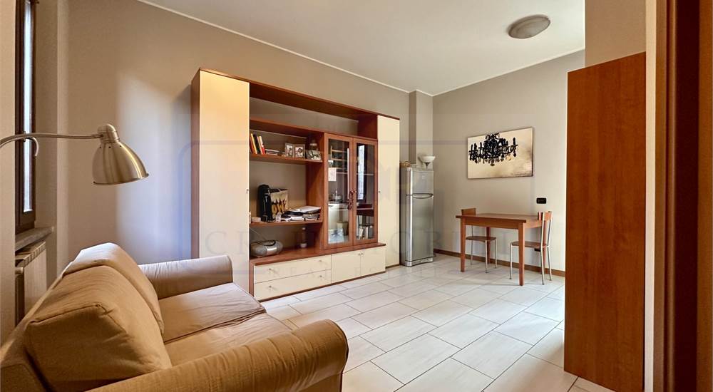 SOGGIORNO CON CUCINA A VISTA