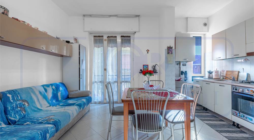 SOGGIORNO CON CUCINA A VISTA