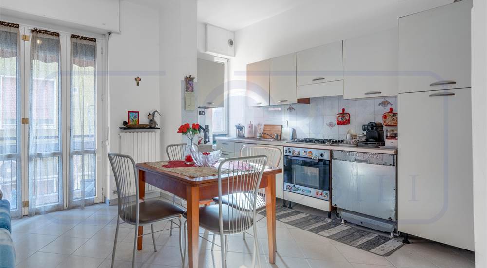 SOGGIORNO CON CUCINA A VISTA